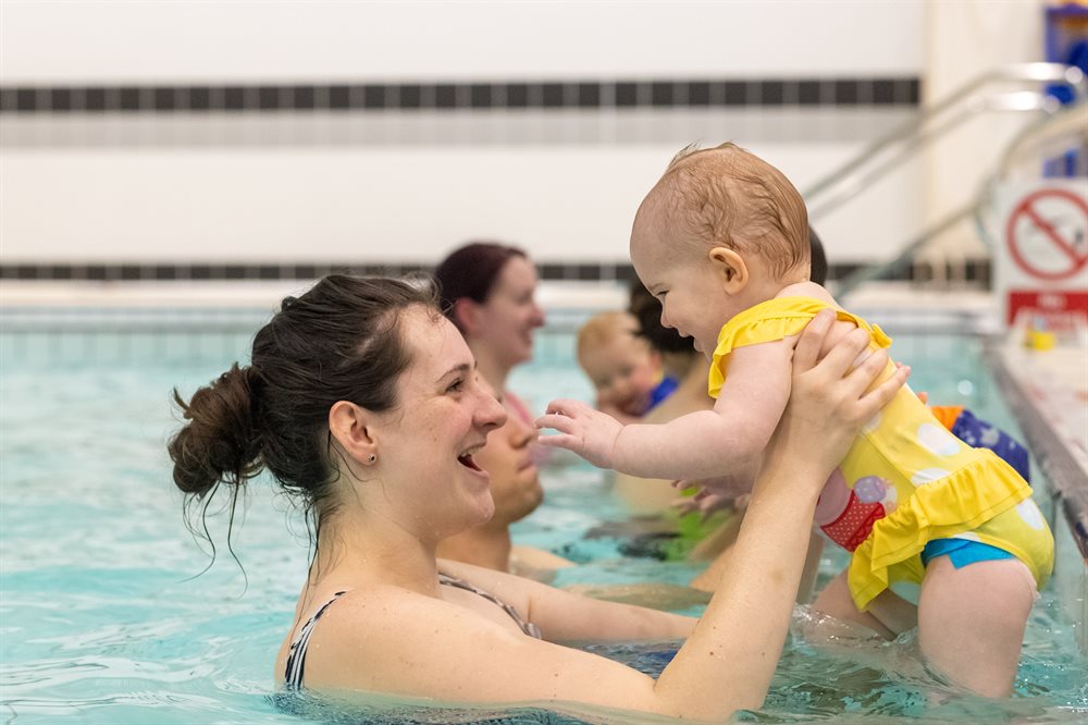 Parent / Child Swim Sessions at the Hydro Pool